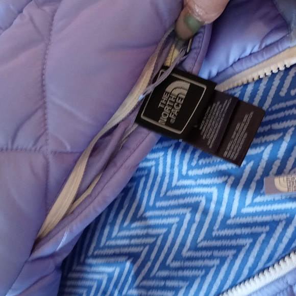 Girls Vests 14/16 - Picture 3 of 4